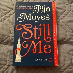Still Me by Jojo Moyes Paperback
